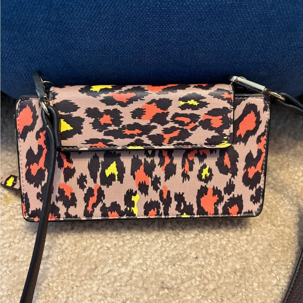 Neiman Marcus Vibrant Animal Print Crossbody Bag - Picture 2 of 5